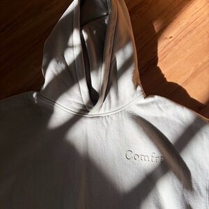 Cream/Gray Comfrt Hoodie